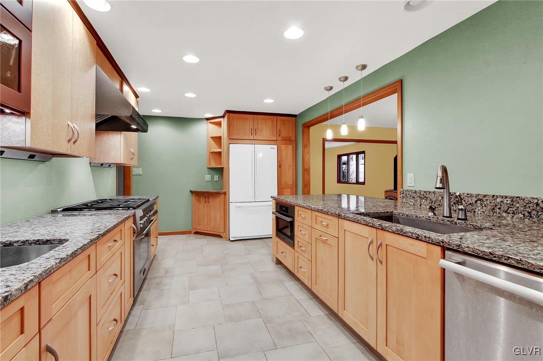 4086 Windy Road Orefield, PA 18069 - Photo 5 of 29 Gallery Image 5