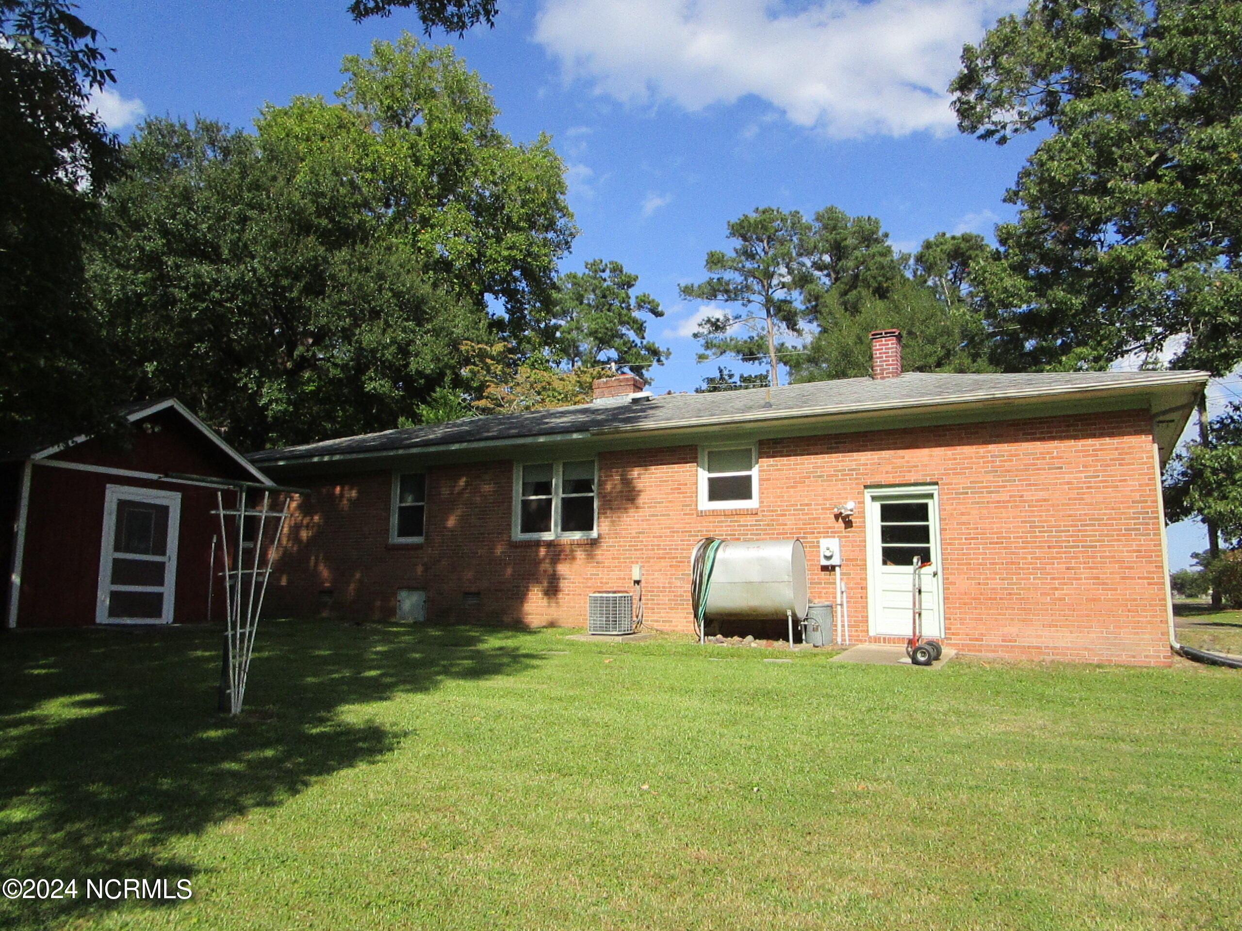 1818 River Road Elizabeth City, NC 27909 - Photo 32 of 45 IMG_3728