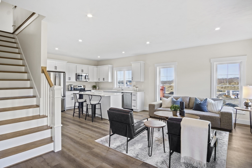 5 Chartwell Lane, Unit 87 Worcester, MA 01609 - Photo 11 of 42