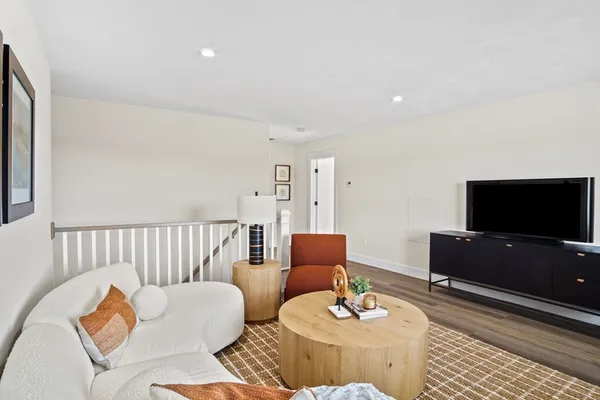 $634,900 | 5 Chartwell Lane, Unit 87, Worcester, MA 01609
