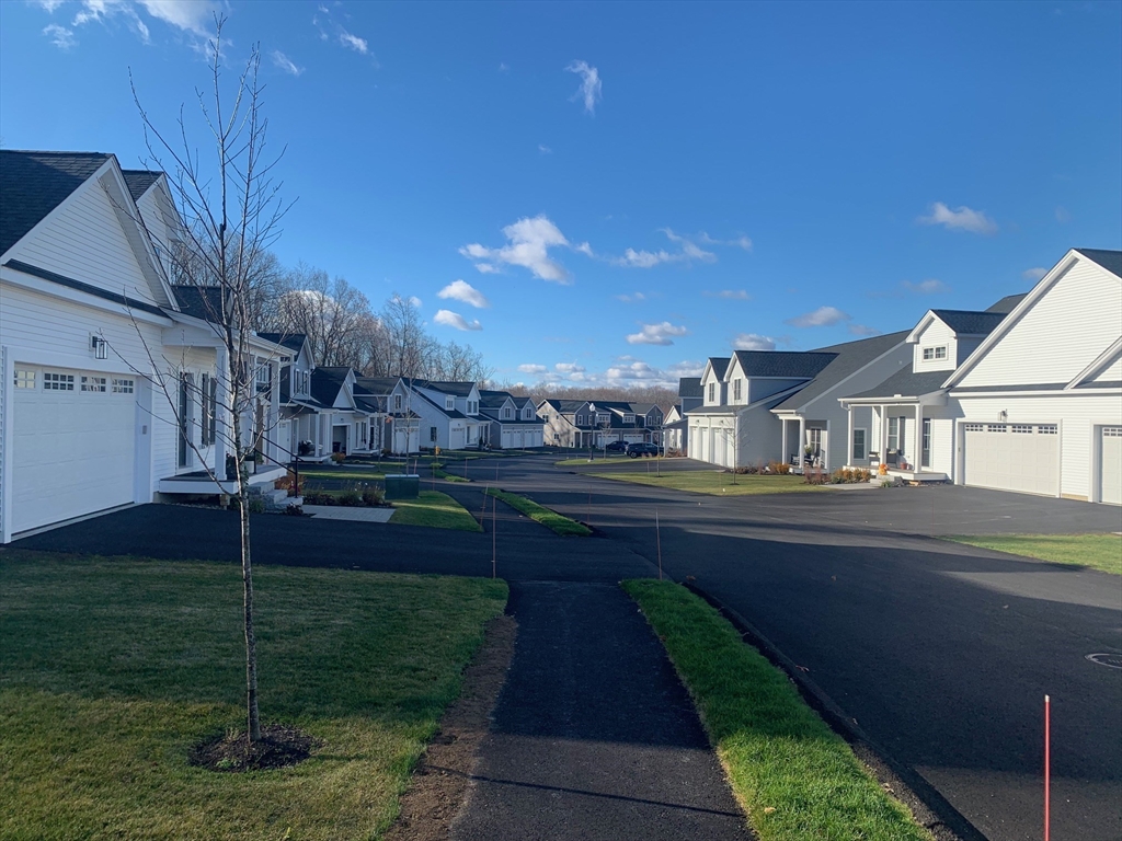 5 Chartwell Lane, Unit 87 Worcester, MA 01609 - Photo 35 of 42