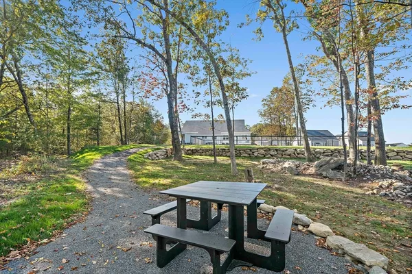 $634,900 | 5 Chartwell Lane, Unit 87, Worcester, MA 01609
