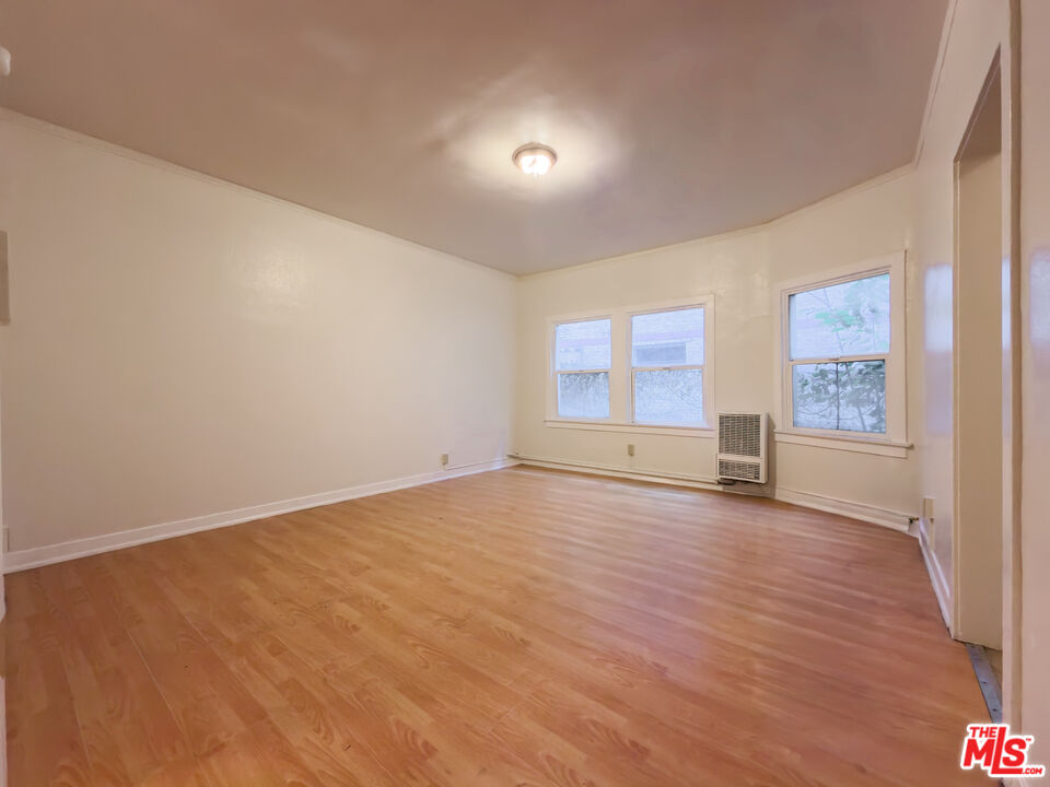 504 South Rampart Boulevard, Unit 7 Los Angeles, CA 90057 - Photo 5 of 16