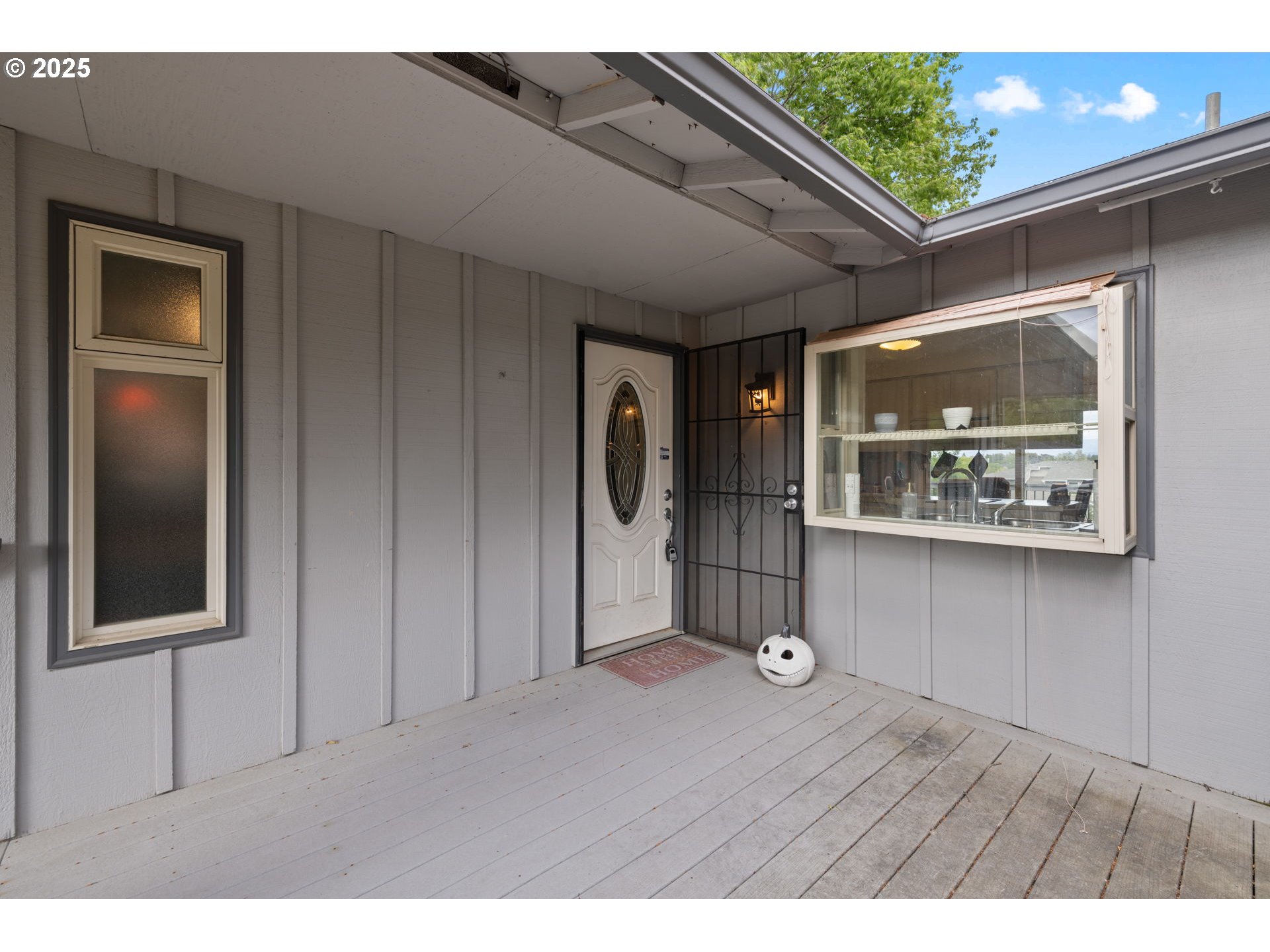 480 Northwest Norman Avenue Gresham, OR 97030 - Photo 3 of 40 a view interior of a house with wooden floor and windows