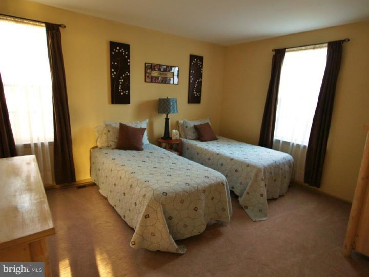 12 Wyndham Road Voorhees, NJ 08043 - Photo 20 of 25 Gallery Image 20