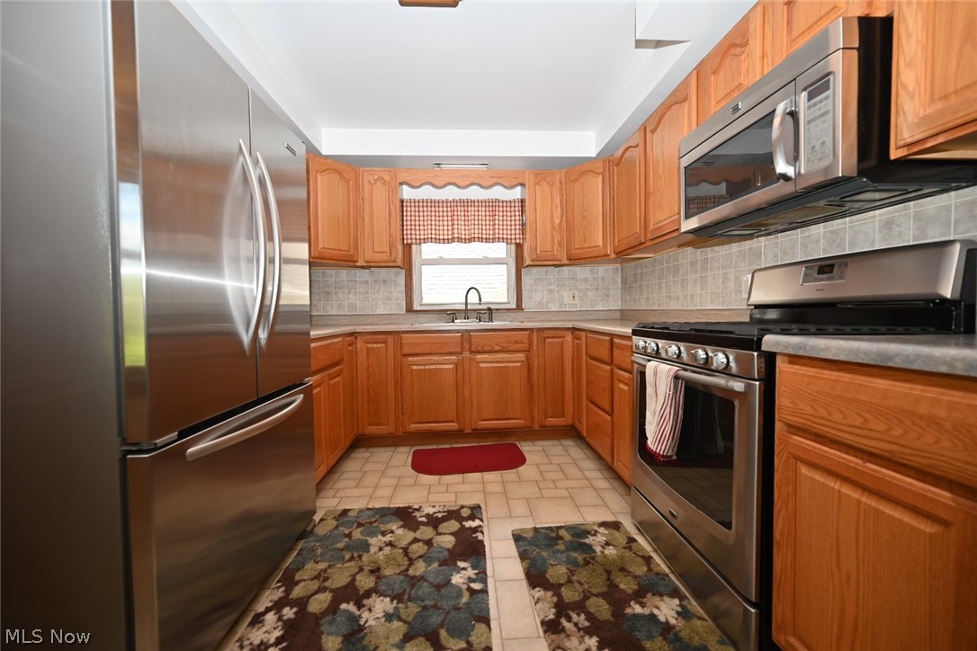 2844 Carson Salt Springs Road Warren, OH 44481 - Photo 5 of 29 Gallery Image 5