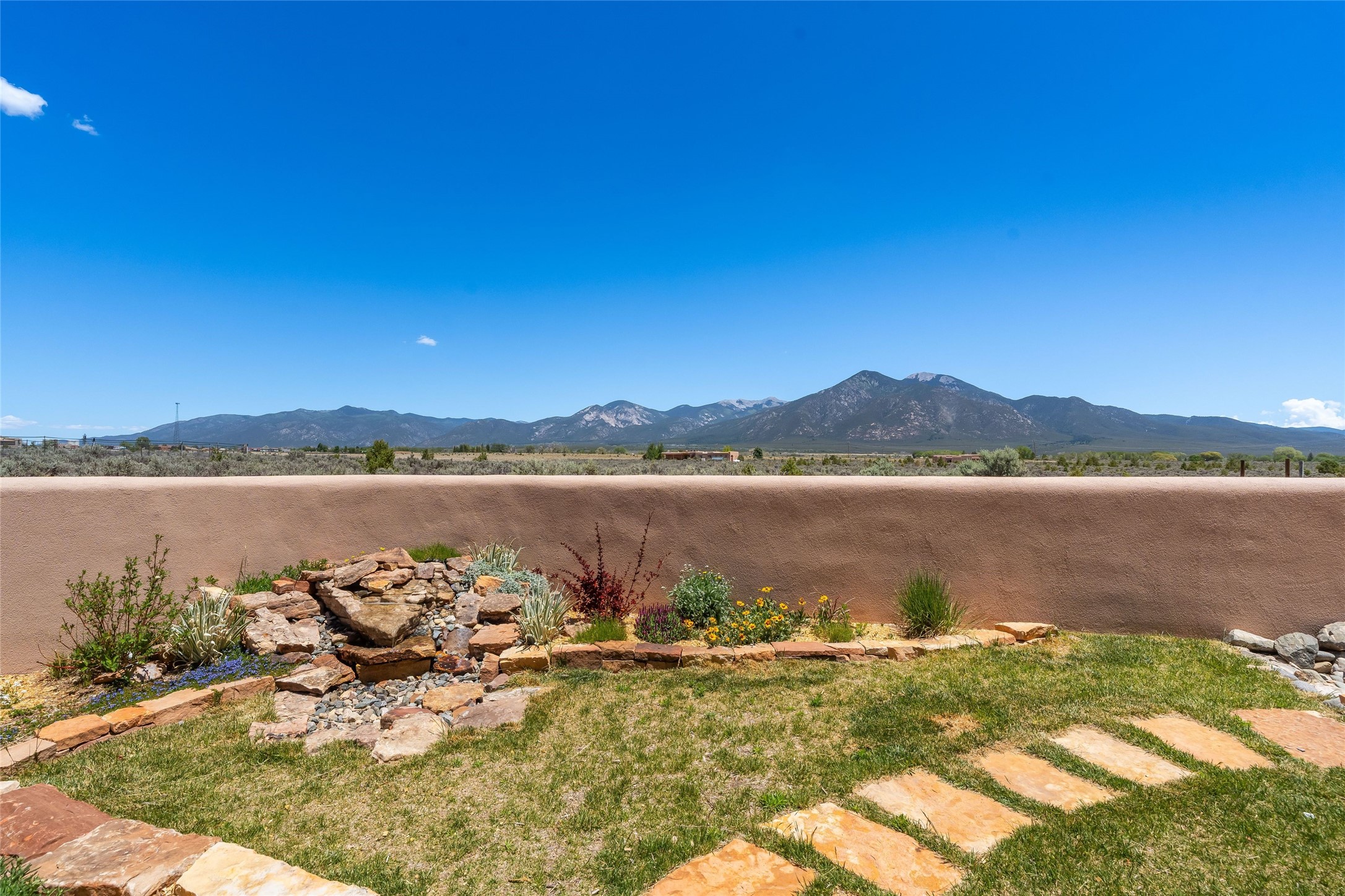35 North Mesa Road El Prado, NM 87529 - Photo 41 of 55