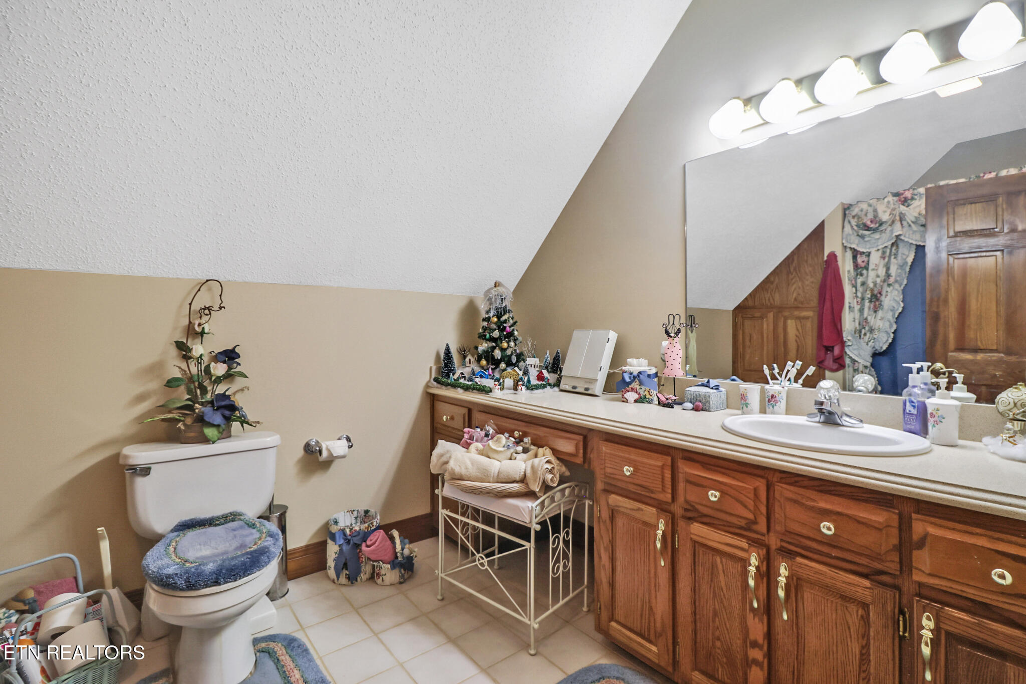 300 Lowe Road Huntsville, TN 37756 - Photo 37 of 53 if1a7915-if1a7919