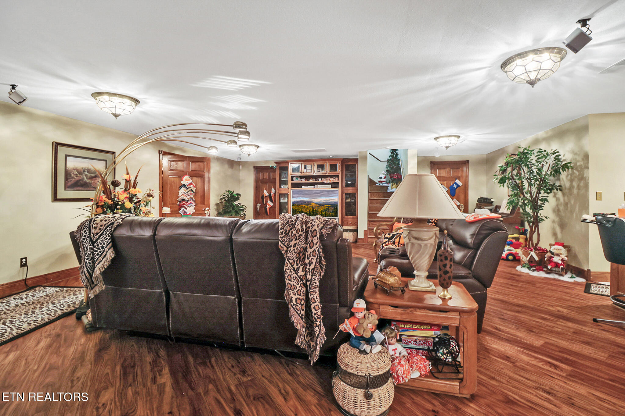 300 Lowe Road Huntsville, TN 37756 - Photo 46 of 53 if1a7965-if1a7969_optional