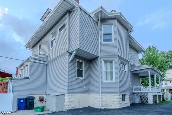 $690,000 | 95 Beech Street, East Orange, NJ 07018