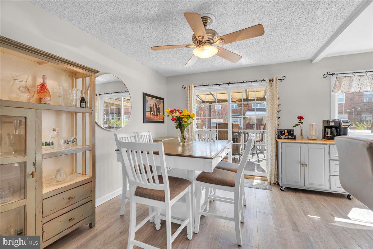 3588 Brookview Road Philadelphia, PA 19154 - Photo 5 of 32