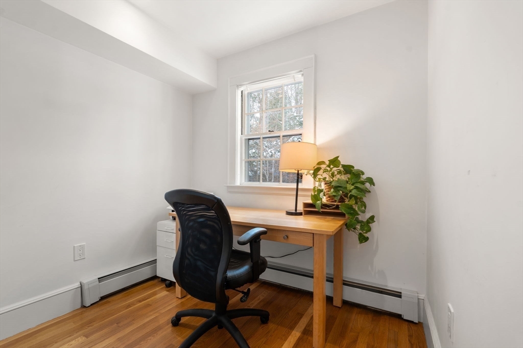 31 Wilde Road Newton, MA 02468 - Photo 21 of 38