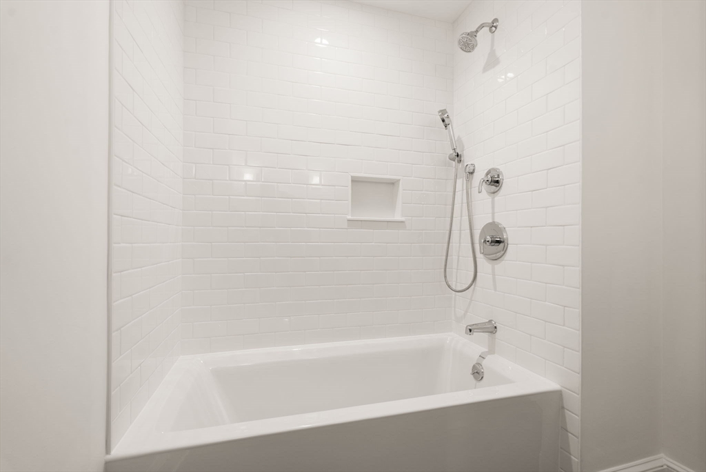 31 Wilde Road Newton, MA 02468 - Photo 29 of 38