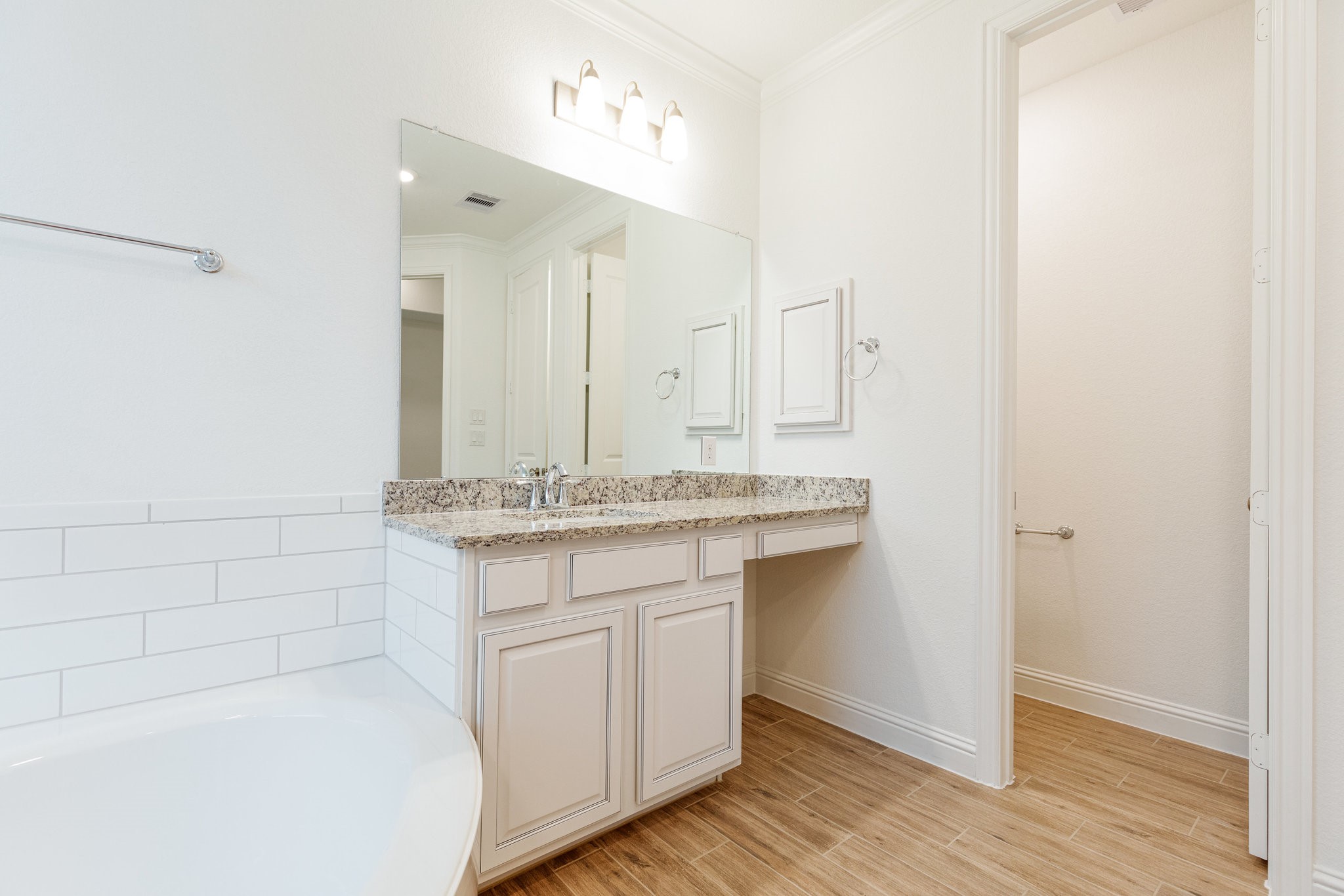1403 Woodson Ridge Lane Katy, TX 77494 - Photo 24 of 45