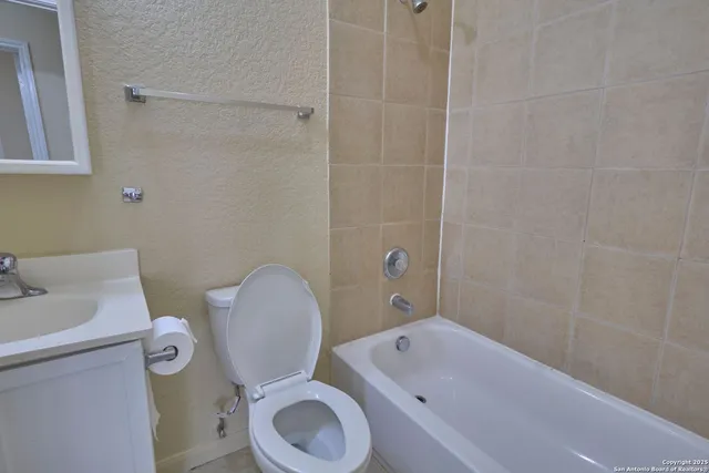 $1,100 | 10911 Baltic Drive, Unit 102, San Antonio, TX 78213