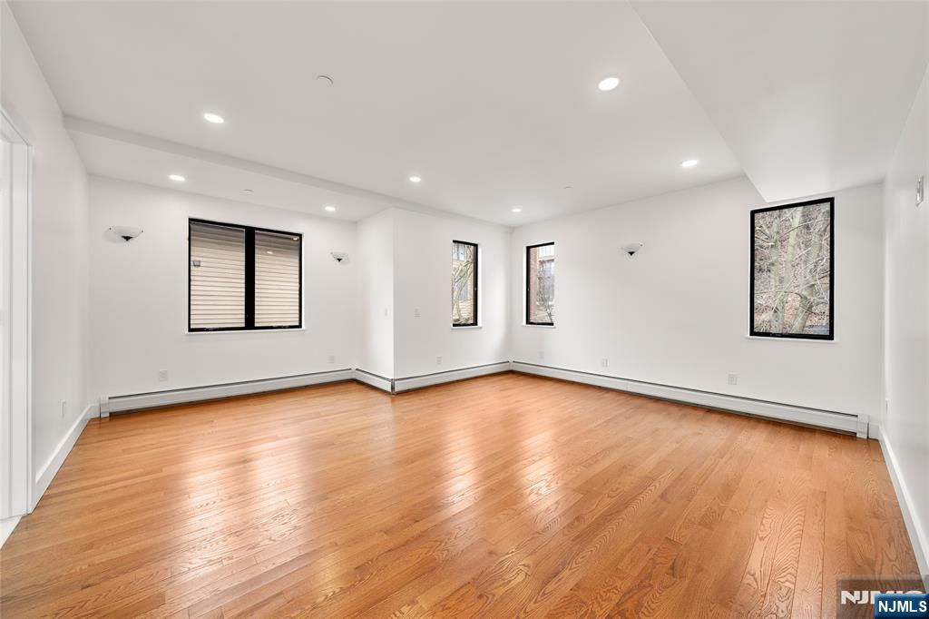 1456 River Road, Unit C Edgewater, NJ 07020 - Photo 16 of 38