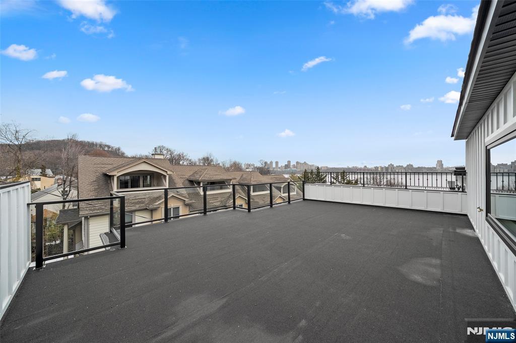 1456 River Road, Unit C Edgewater, NJ 07020 - Photo 35 of 38
