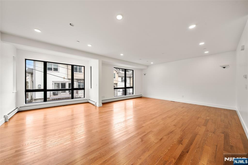 1456 River Road, Unit C Edgewater, NJ 07020 - Photo 9 of 38