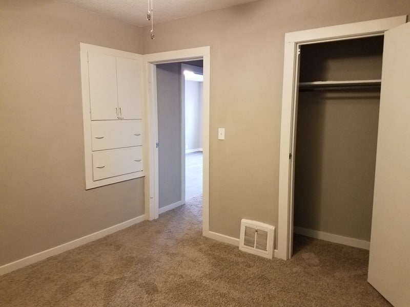 6313 Bluffton Road Fort Wayne, IN 46809 - Photo 9 of 13