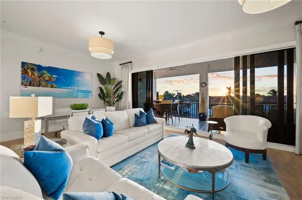 $1,975,000 | 1035 3rd Avenue South, Unit 407, Naples, FL 34102