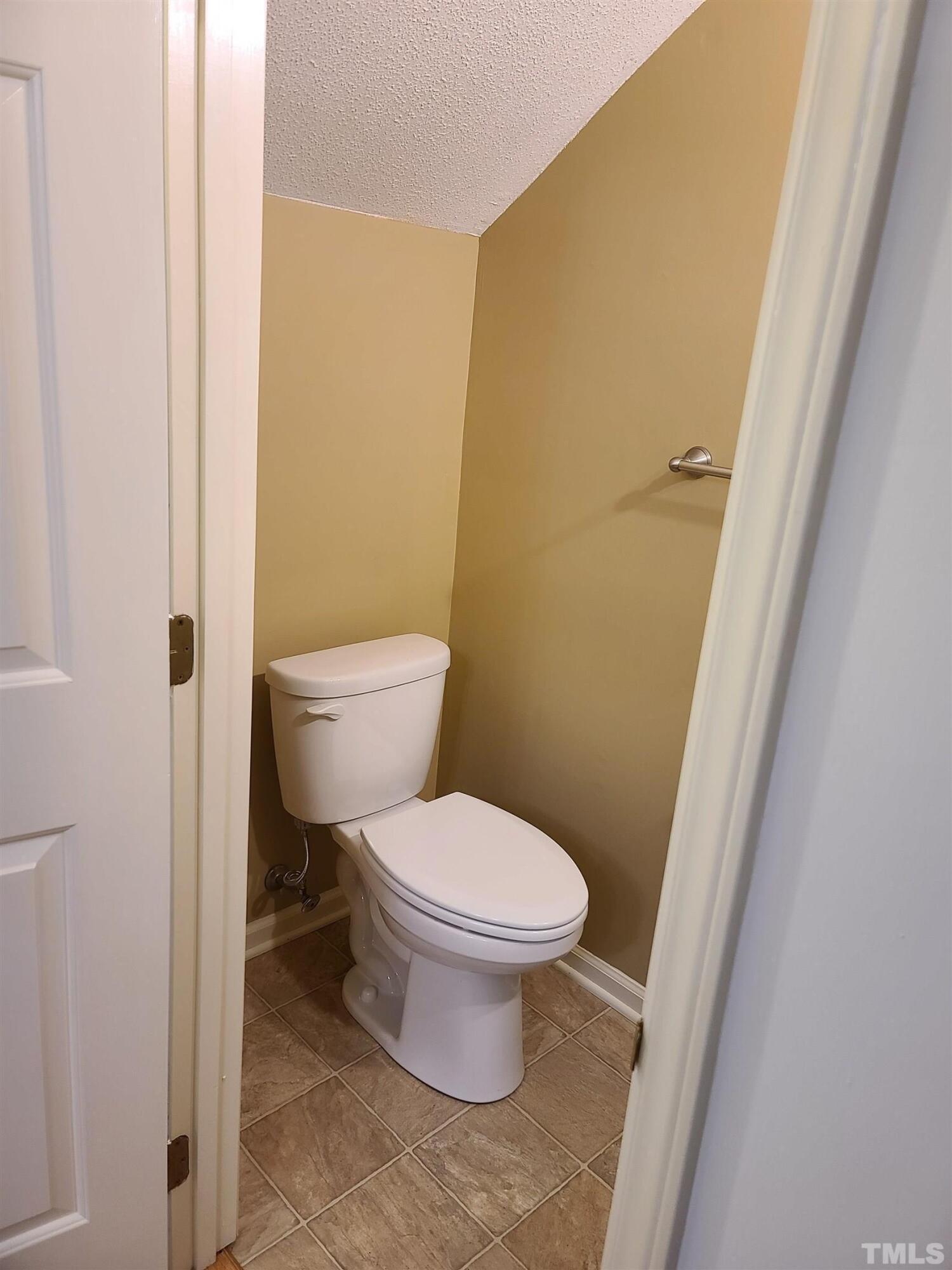 6416 Meadow View Drive Raleigh, NC 27609 - Photo 25 of 55