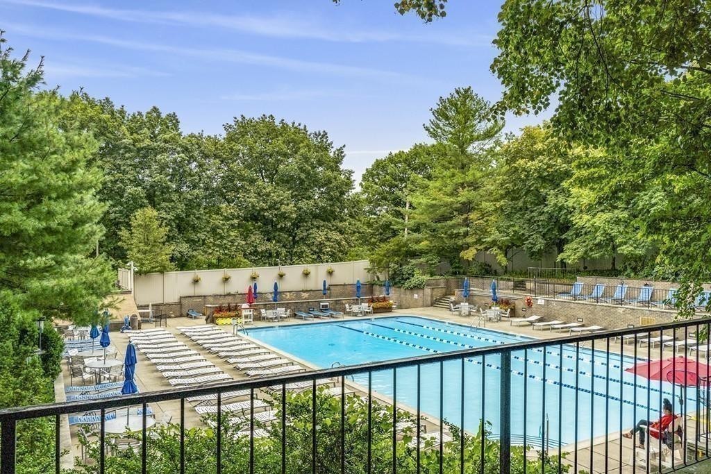 33 Pond Avenue, Unit 305 Brookline, MA 02445 - Photo 19 of 24