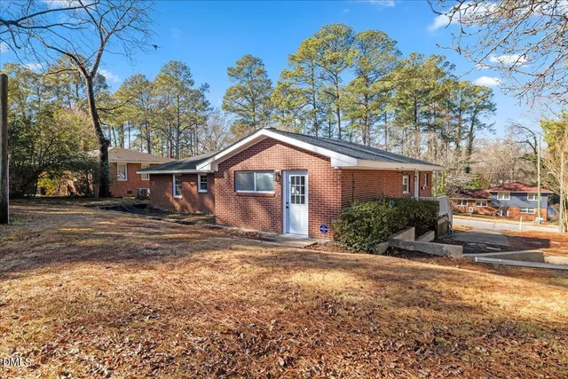 $350,000 | 1201 Poplar Avenue, Garner, NC 27529