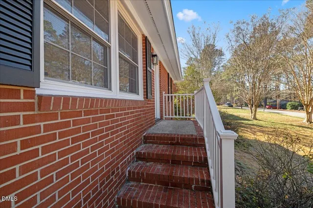 $350,000 | 1201 Poplar Avenue, Garner, NC 27529