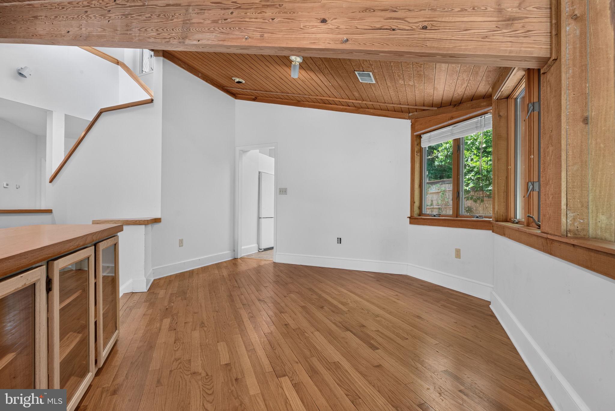 2963 Albemarle Street Northwest Washington, DC 20008 - Photo 9 of 45