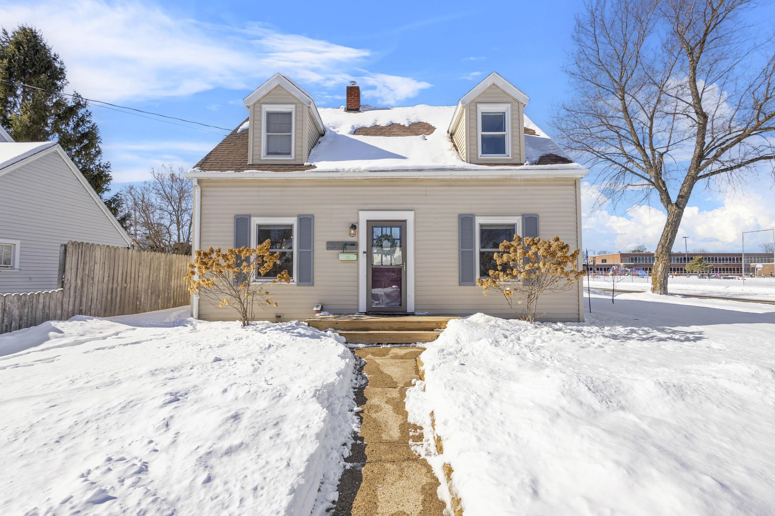 2121 North Drew Street Appleton, WI 54911 - Photo 1 of 1 Gallery Image 1