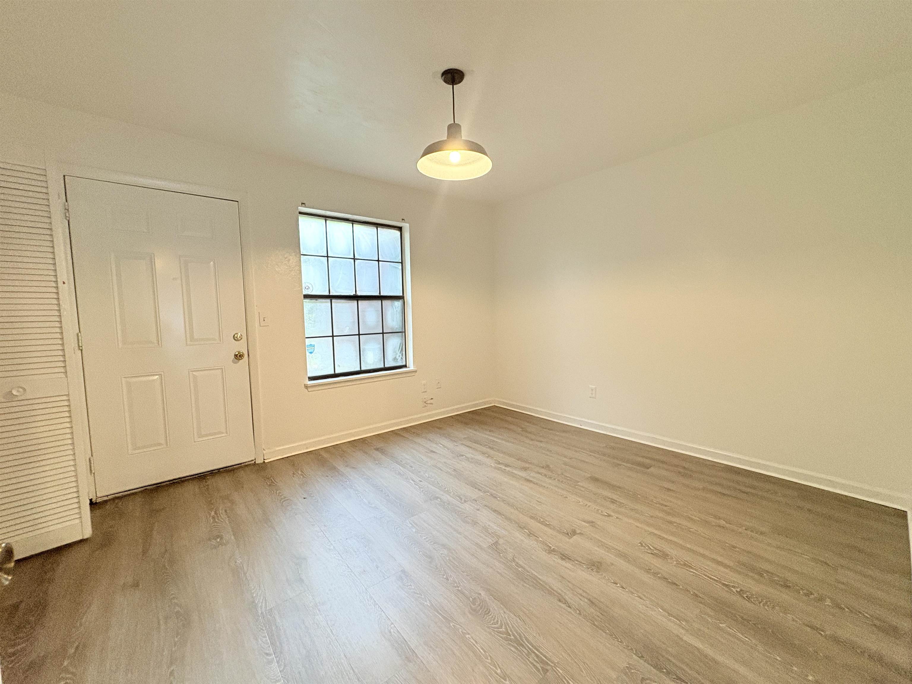 1272 High Road Tallahassee, FL 32304 - Photo 9 of 15