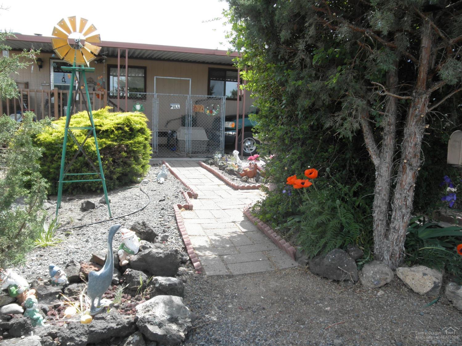 8701 Southwest Panorama Road Terrebonne, OR 97760 - Photo 5 of 21 Additional Photo