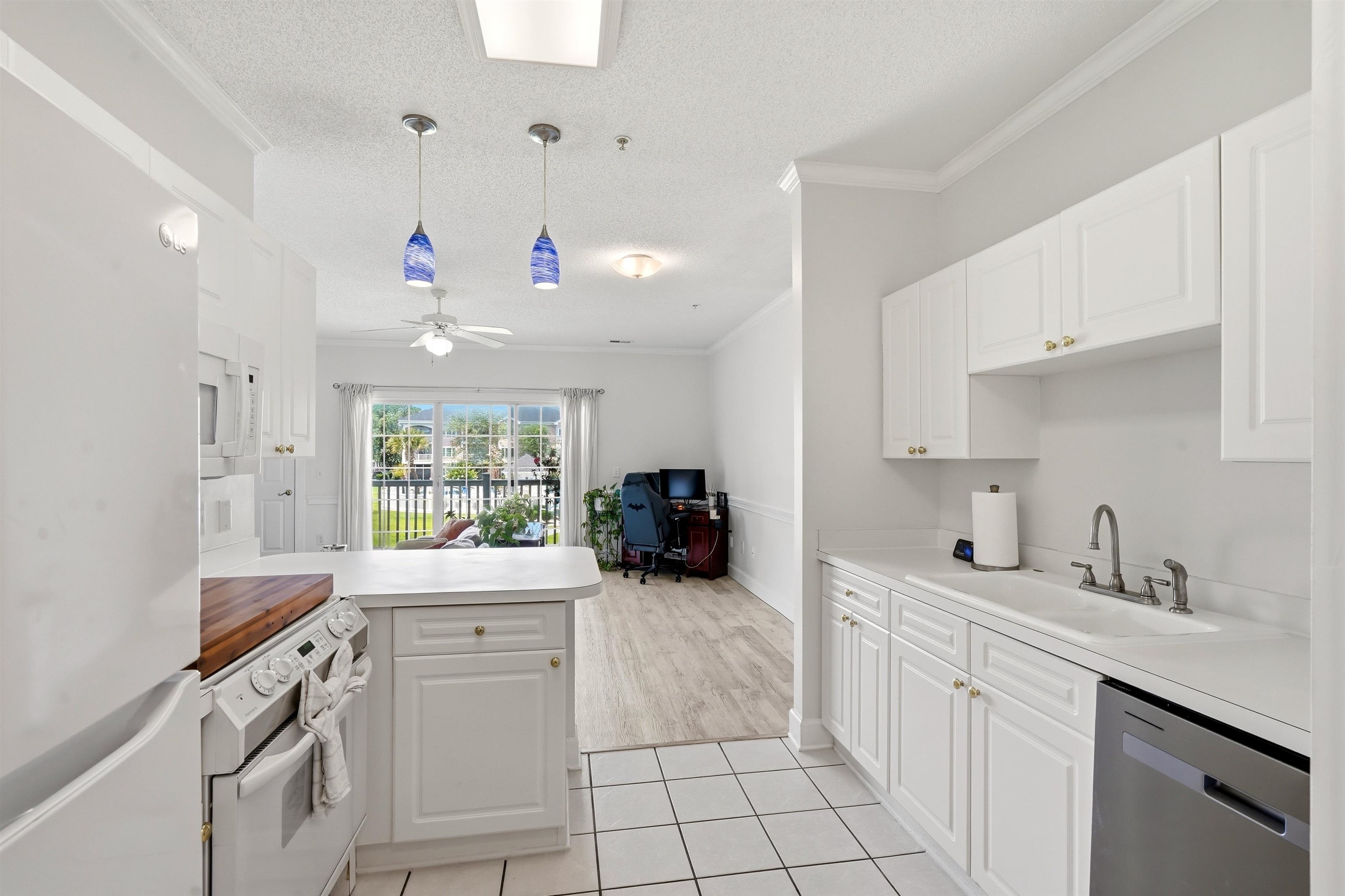 4864 Carnation Circle, Unit 203 Myrtle Beach, SC 29577 - Photo 12 of 41