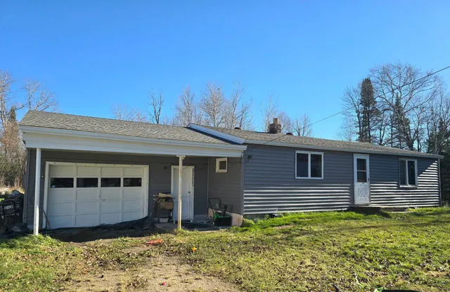 $185,000 | 3111 Highway 332 International Falls, International Falls, MN 56649