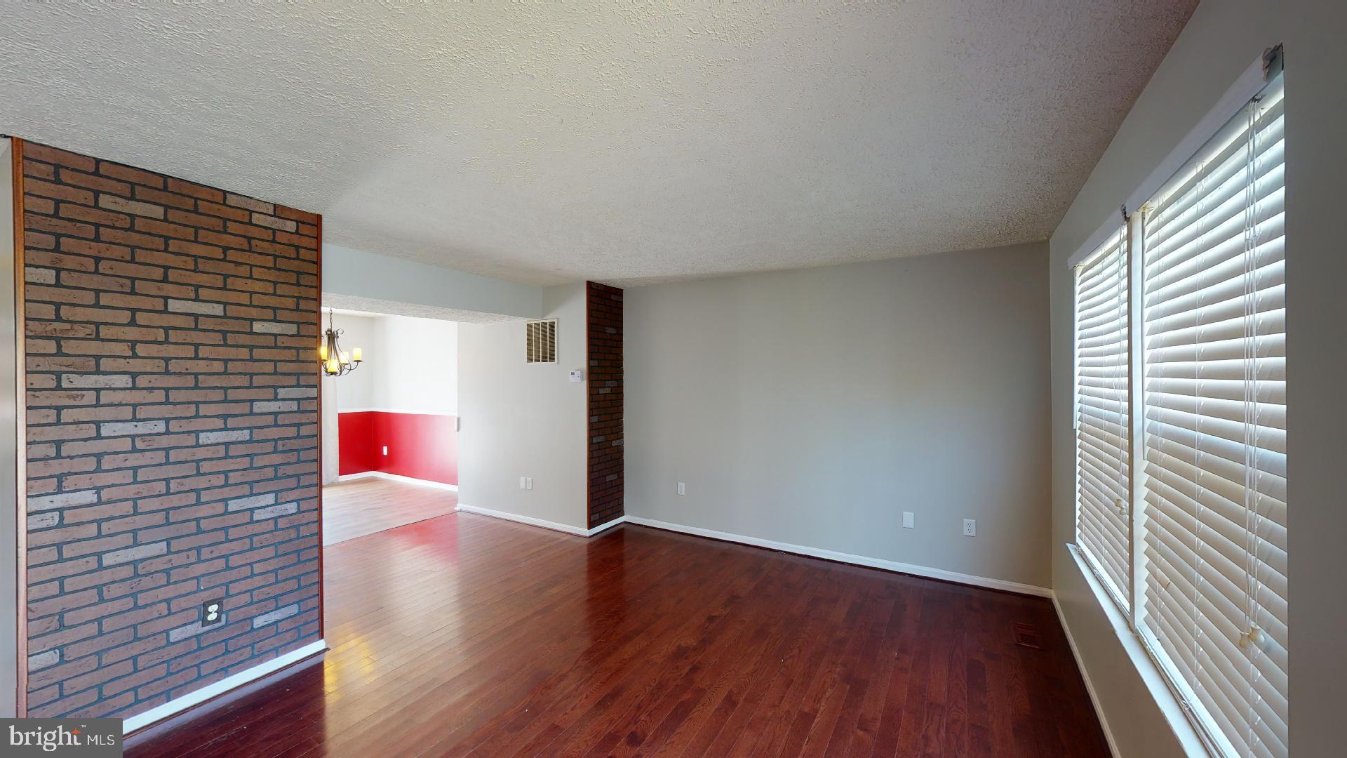 2105 Riding Crop Way Baltimore, MD 21244 - Photo 3 of 23