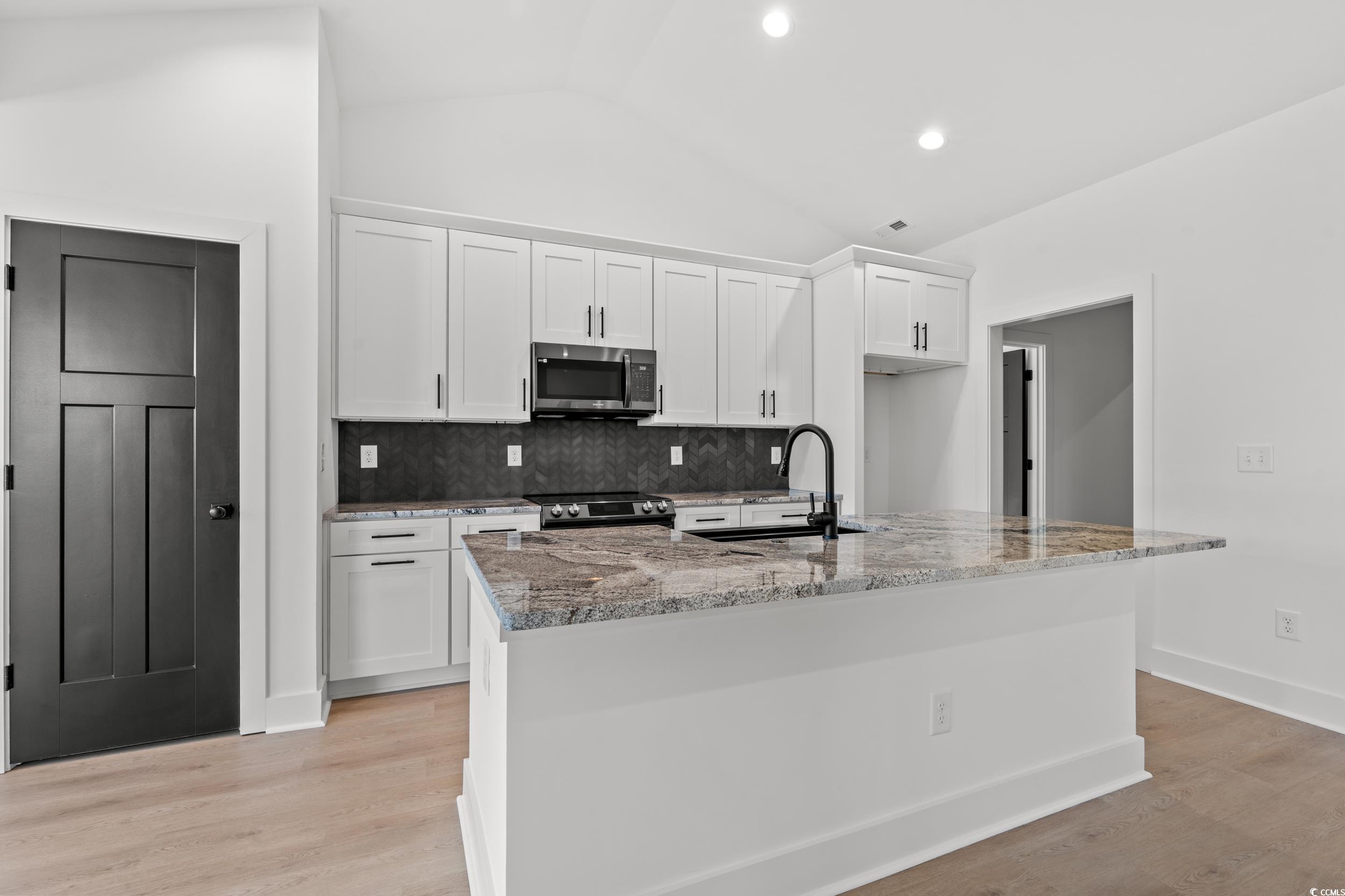 1064 Merritt Road Conway, SC 29526 - Photo 4 of 18 Gallery Image 4