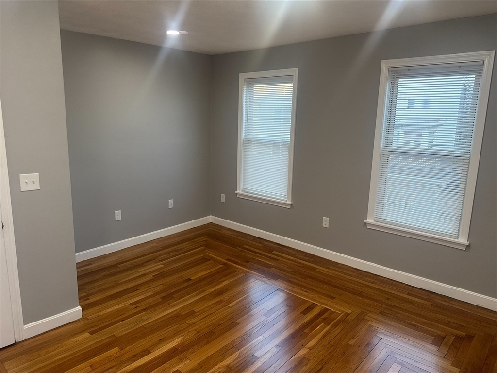 90 Chestnut Street, Unit 3 Chelsea, MA 02150 - Photo 4 of 12