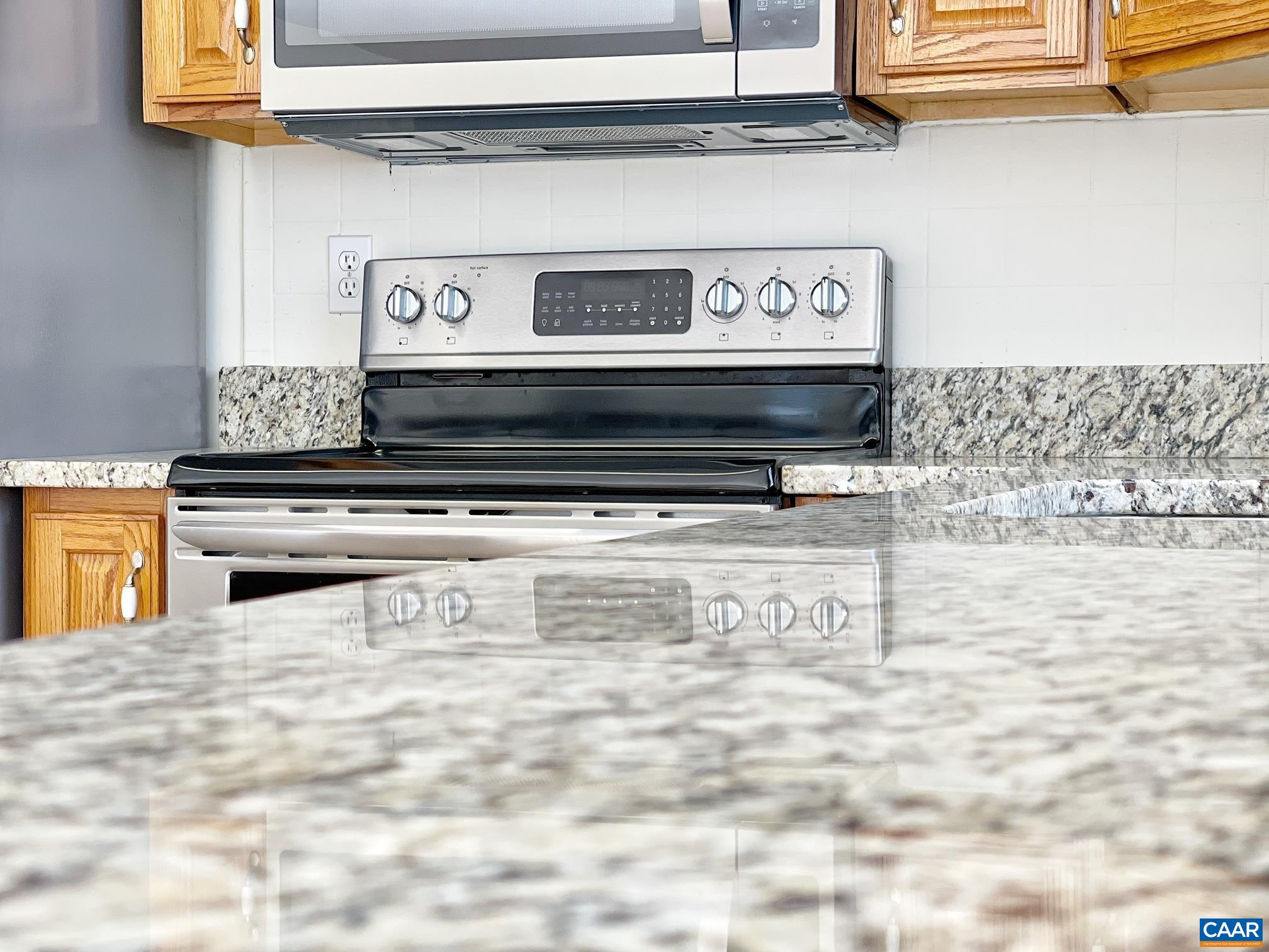 216 Rudolph Street Ruckersville, VA 22968 - Photo 13 of 39 a view of stove