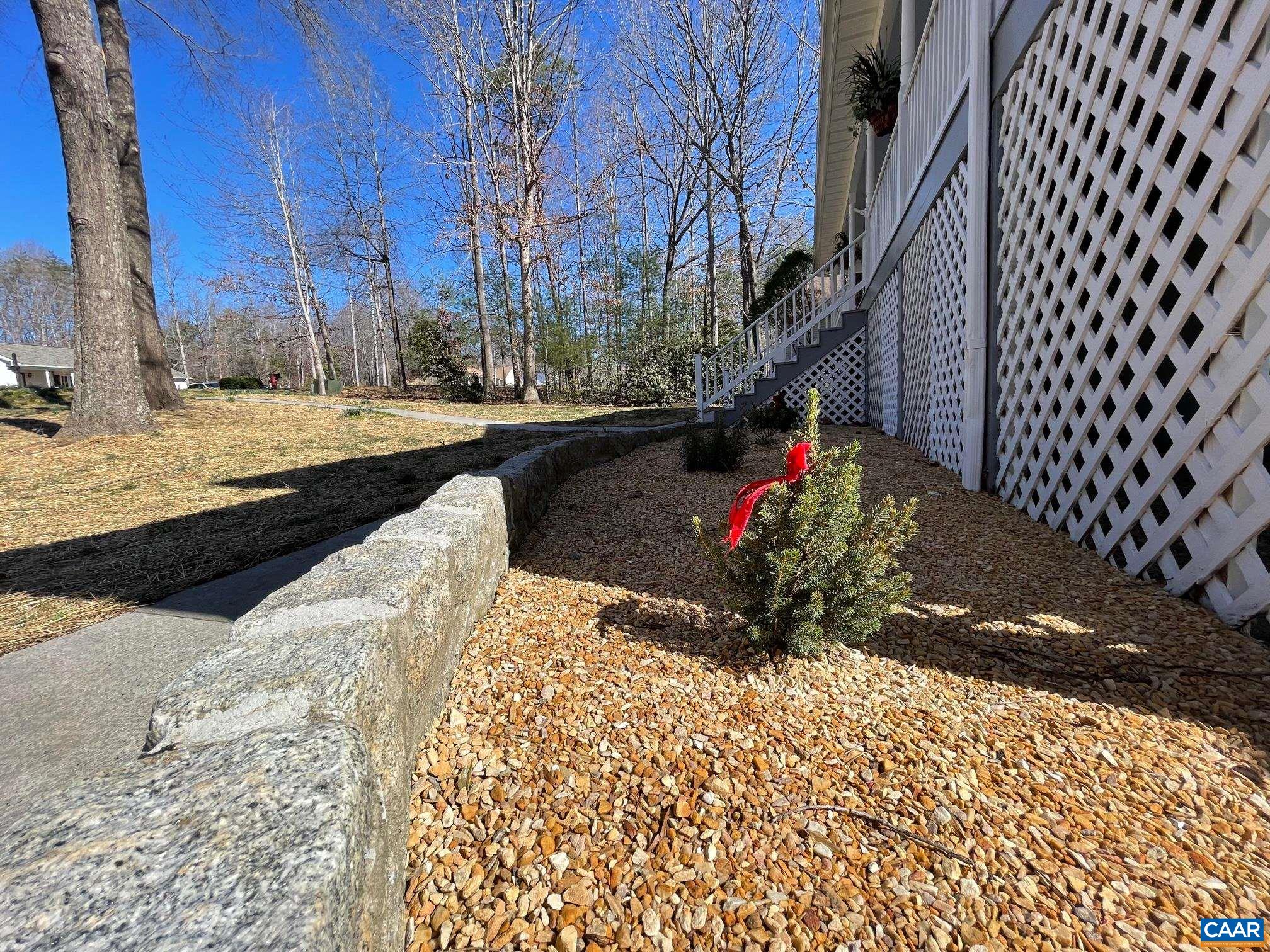 216 Rudolph Street Ruckersville, VA 22968 - Photo 4 of 39