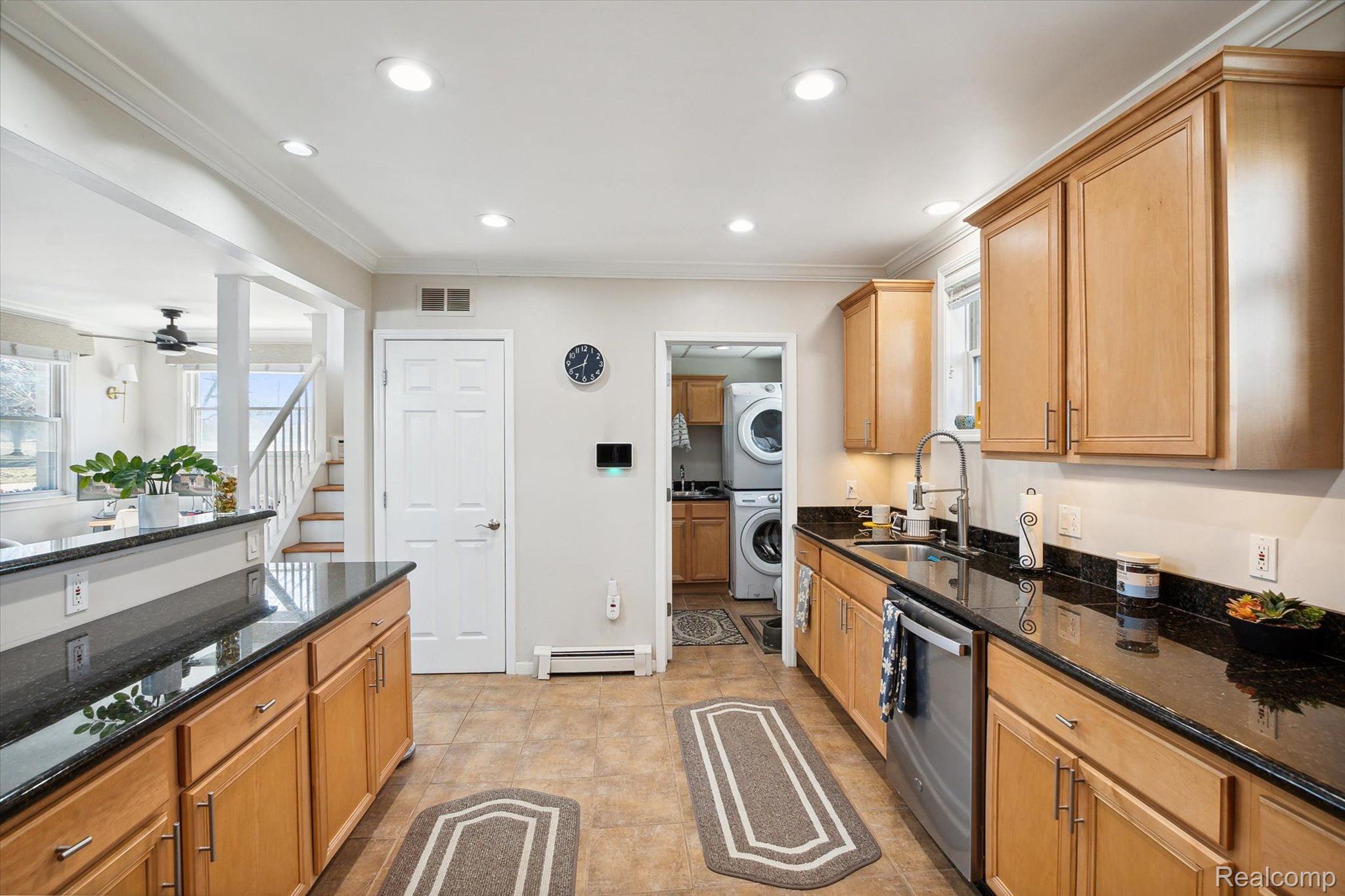 3306 Starr Road Royal Oak, MI 48073 - Photo 14 of 37 Gallery Image 14