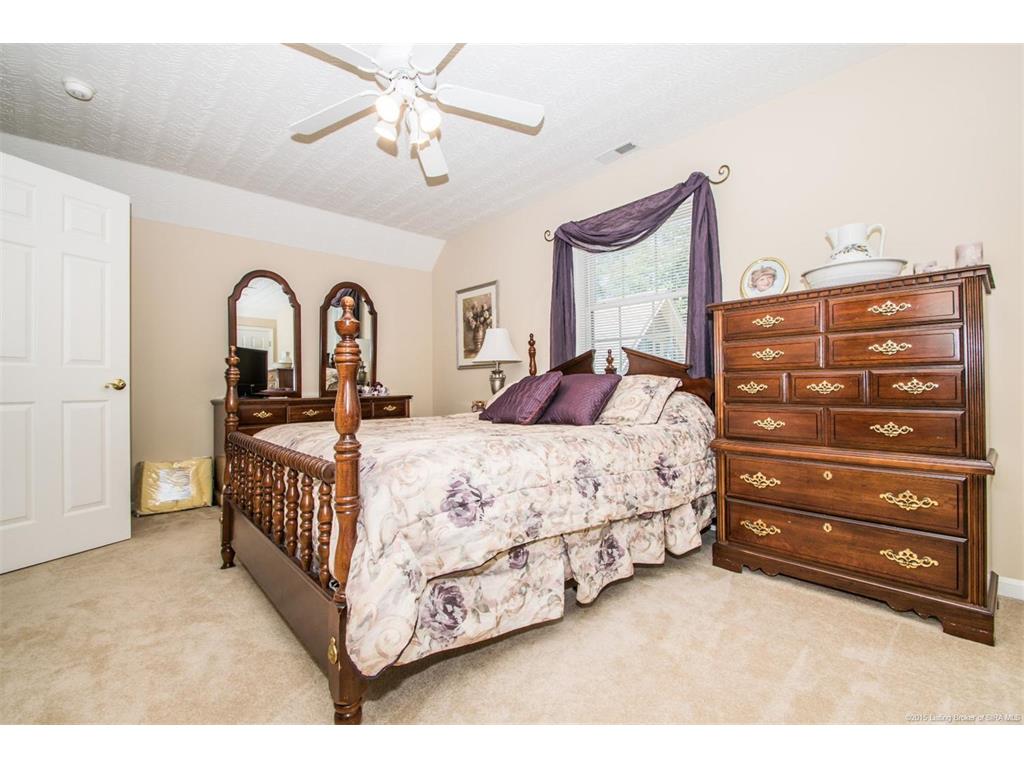 610 Graebe Road Charlestown, IN 47111 - Photo 27 of 48 Gallery Image 27
