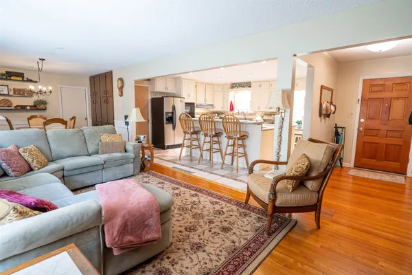 $450,000 | 2102 Great Oak Drive, Tallahassee, FL 32303