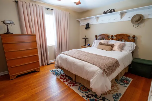 $450,000 | 2102 Great Oak Drive, Tallahassee, FL 32303