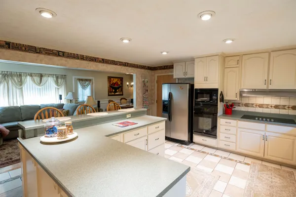 $450,000 | 2102 Great Oak Drive, Tallahassee, FL 32303