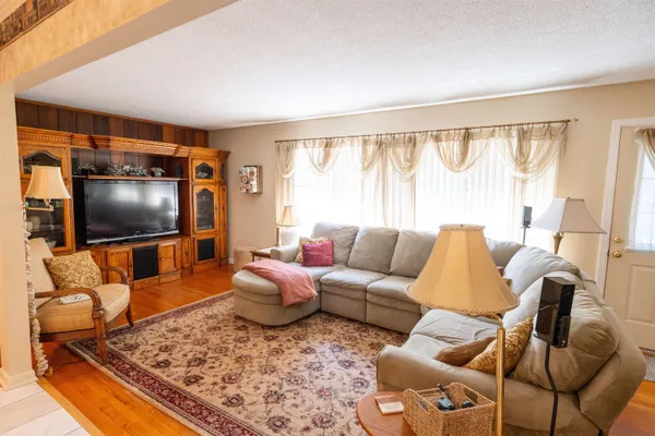 $450,000 | 2102 Great Oak Drive, Tallahassee, FL 32303