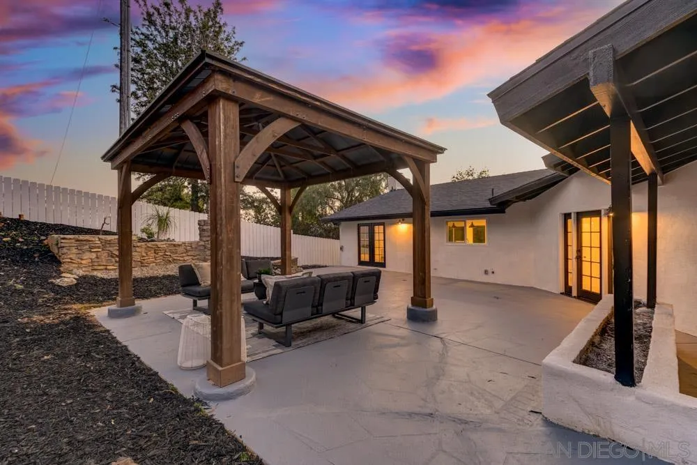 4337 Avocado Boulevard La Mesa, CA 91941 - Photo 4 of 40