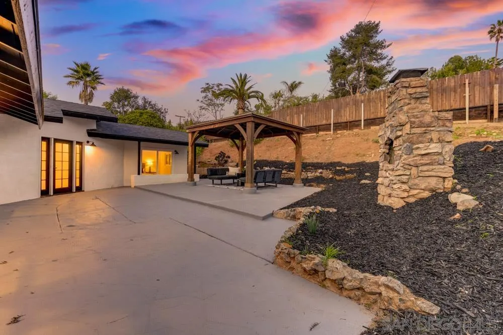 4337 Avocado Boulevard La Mesa, CA 91941 - Photo 7 of 40