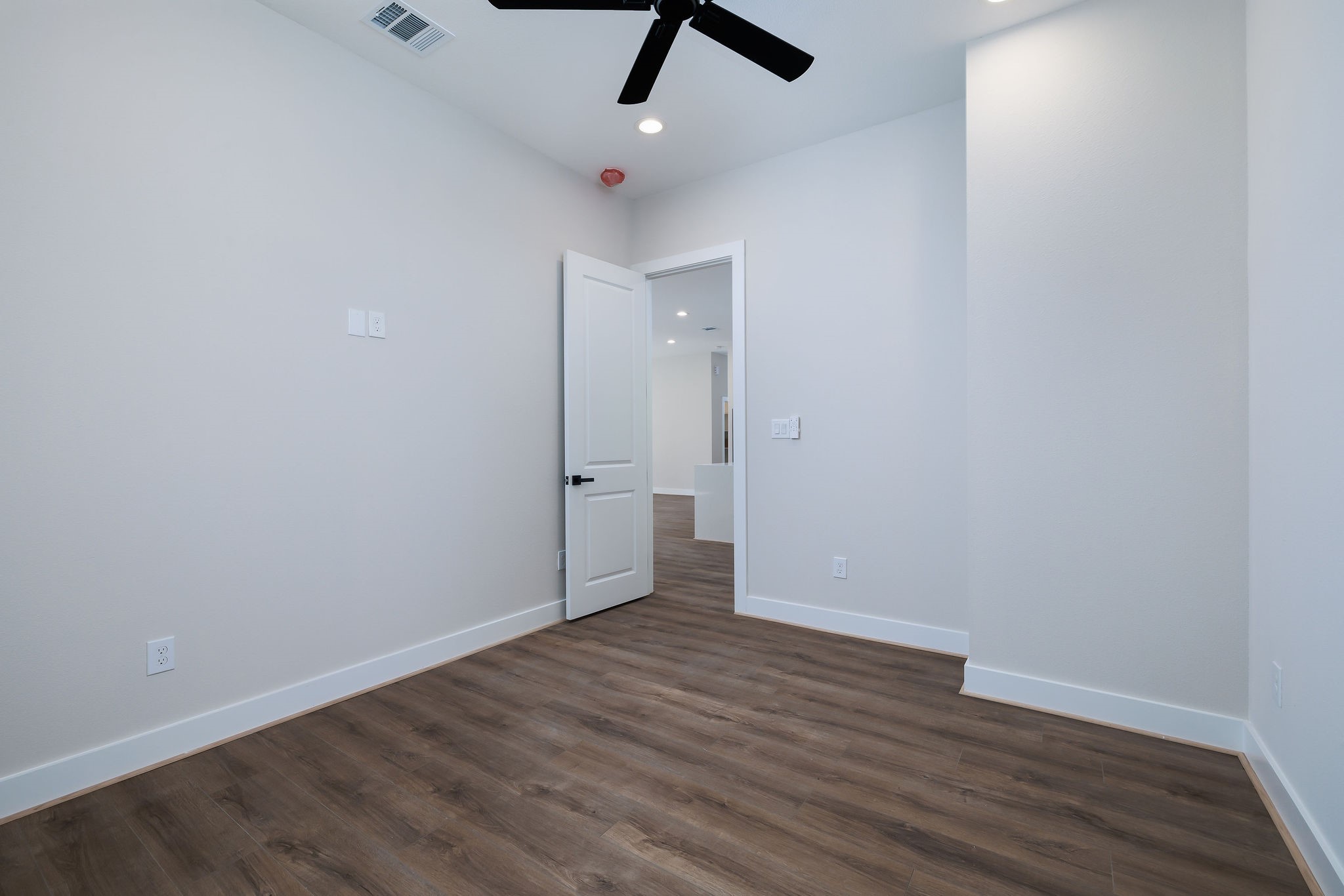 354 Peach Pt Lane Trinity, TX 75862 - Photo 8 of 27