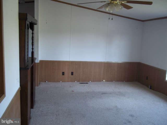 21019 Marsh Creek Road Preston, MD 21655 - Photo 2 of 11 Living Room