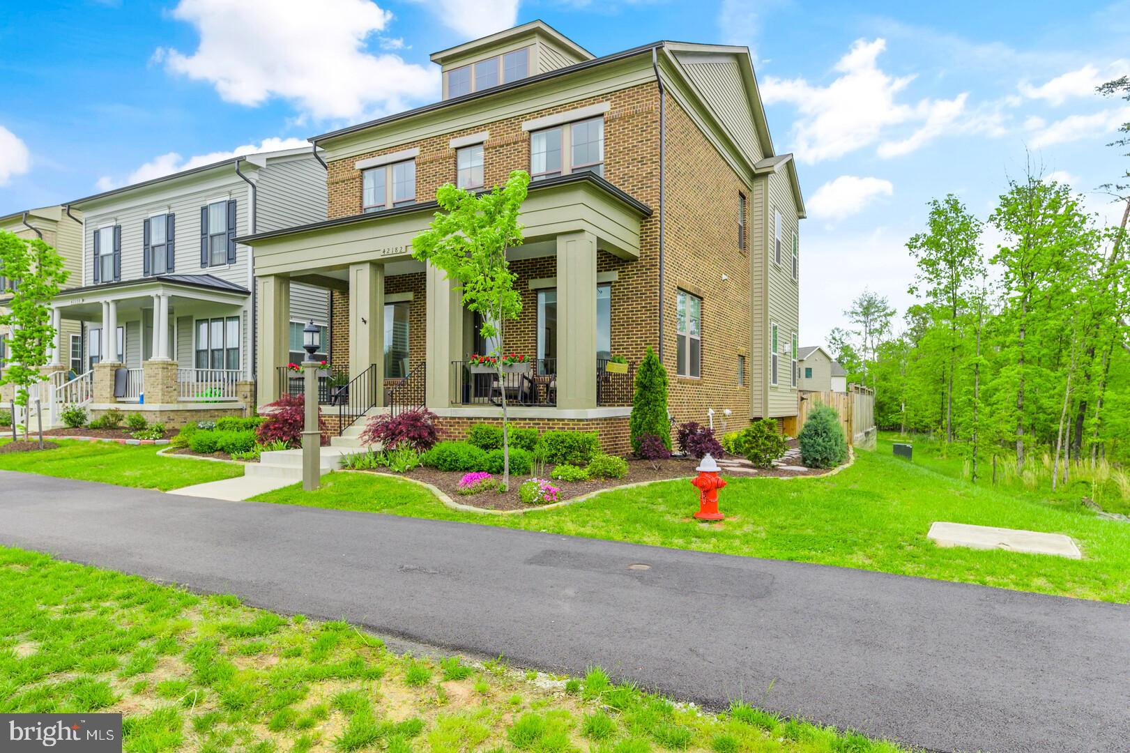 42182 Creighton Road Ashburn, VA 20148 - Photo 2 of 56